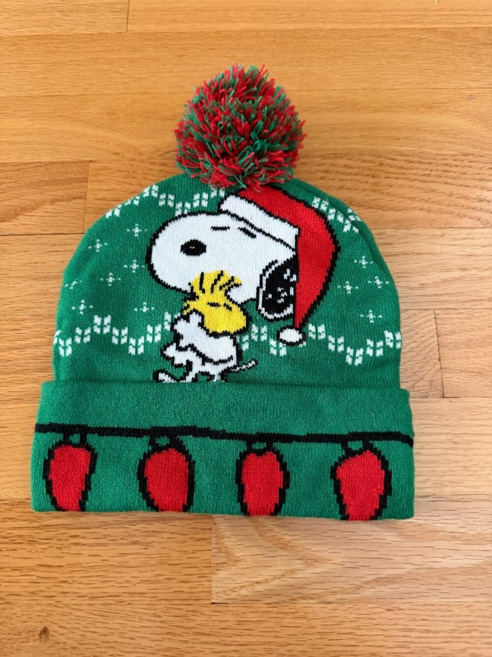 Peanuts Snoopy Woodstock Christmas Pom-Pom Beanie Hat